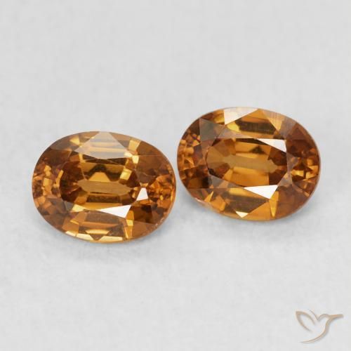 1.21 ct natürliche tieforange Zirkon-Edelsteine, Oval, VVS